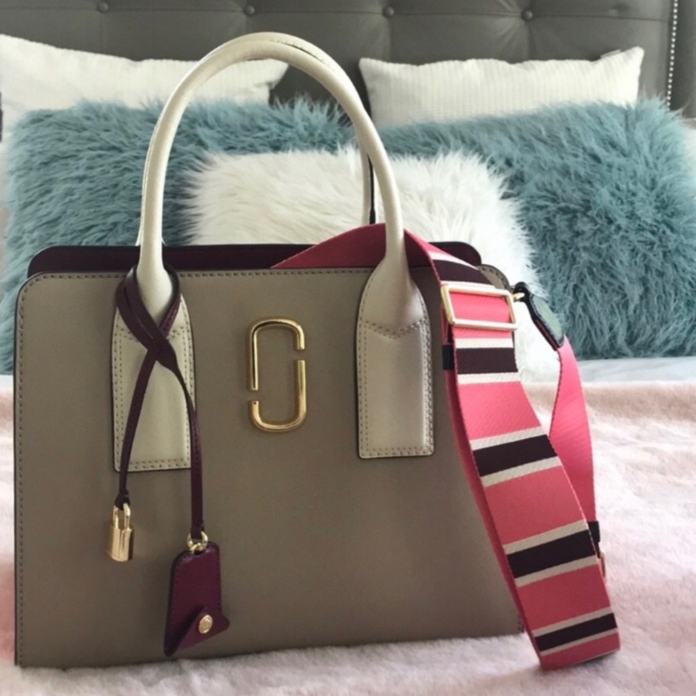 Marc Jabobs Big shot crossbody purse